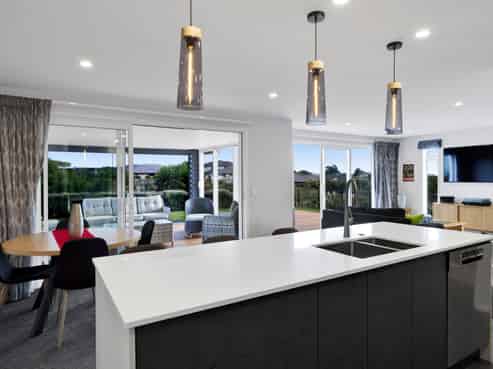 8d Amy Way, Bell Block