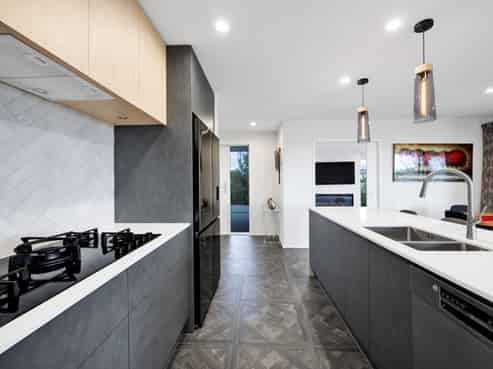 8d Amy Way, Bell Block