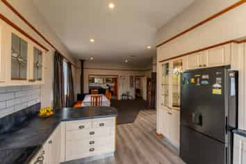 243 Otipua Road, Highfield