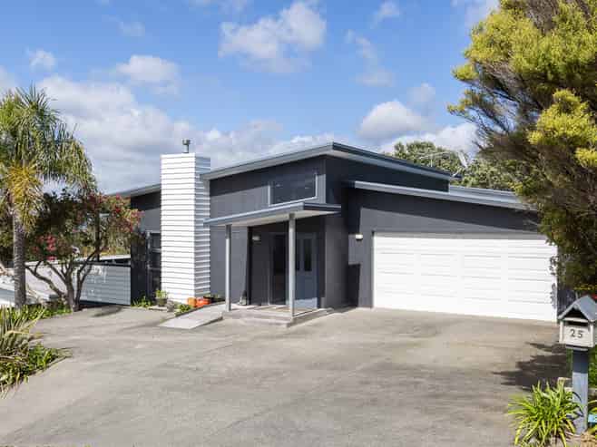 25 Brampton Road, Snells Beach