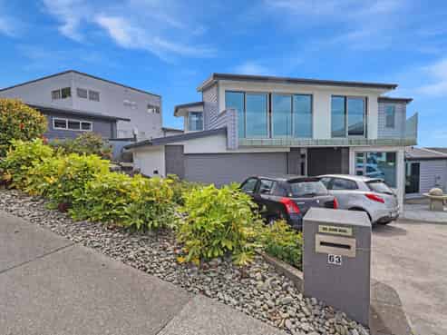 63 Tamworth Crescent , Newlands