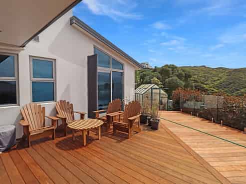 63 Tamworth Crescent , Newlands