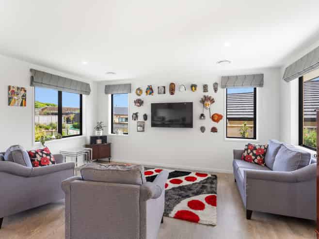 12 Morepork Drive, Waikanae