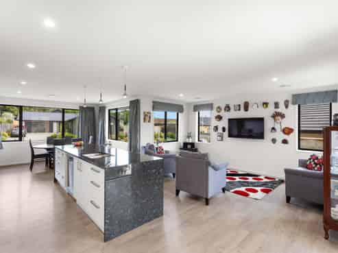 12 Morepork Drive, Waikanae