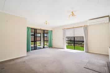 15D Holyrood Terrace, Waipukurau and Surrounds