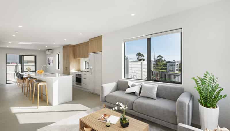 2 Pohorama Lane, Conifer Grove