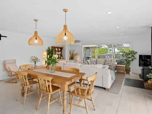 59B Lincoln Road, Carterton