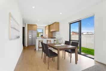 3 Paraone Crescent, Conifer Grove