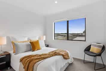 138 Pepene Avenue, Conifer Grove