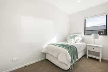 138 Pepene Avenue, Conifer Grove