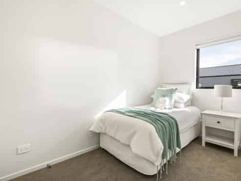 138 Pepene Avenue, Conifer Grove