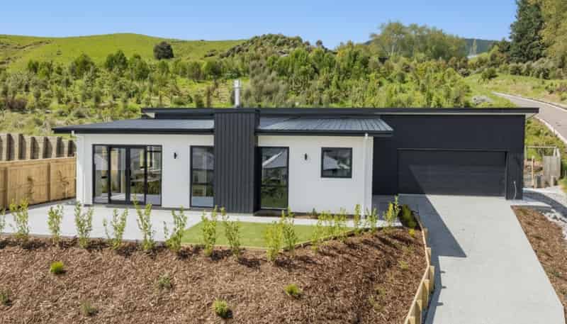 17 Ara O Nga Hekenga, Richmond