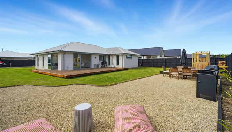 5 Hunter Lane, Amberley