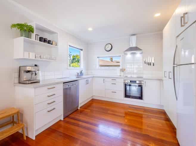 2/27 Trevelyan Street, Onekawa