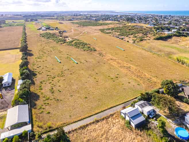 5.1HA of Rural Land 