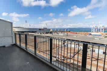 412/107 Thorndon Quay, Thorndon