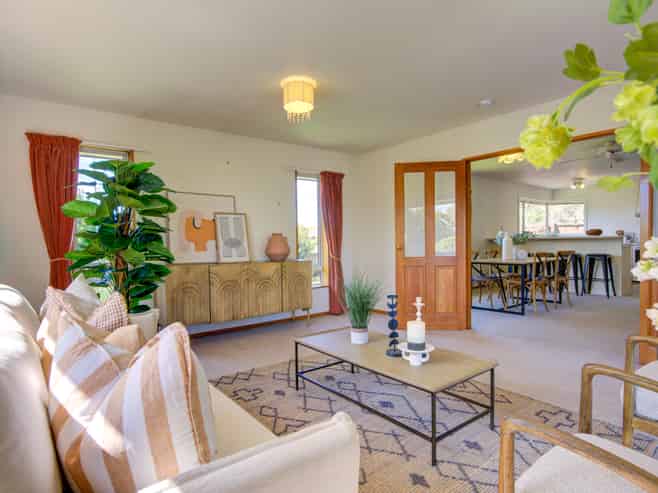 9 Hewitts Road, Woodend
