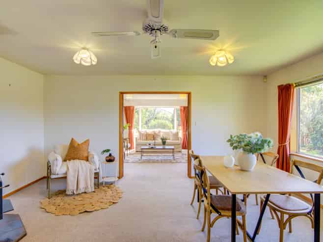9 Hewitts Road, Woodend