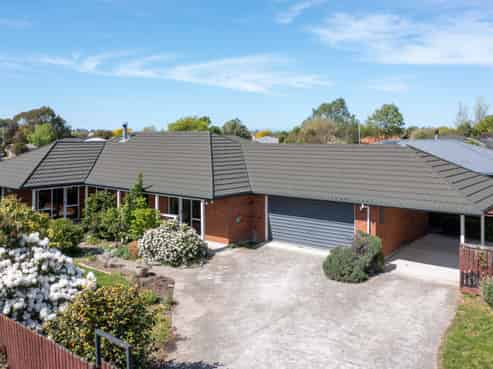 9 Hewitts Road, Woodend