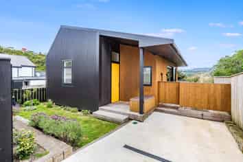 2/56 Raukawa Street, Strathmore Park