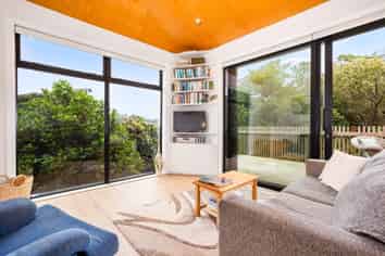 2/56 Raukawa Street, Strathmore Park
