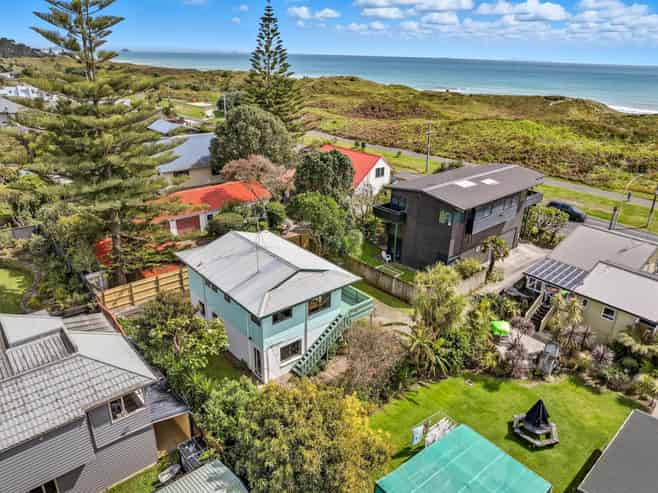 666B Papamoa Beach Road, Papamoa