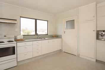 Manawatu / Whanganui - Address withheld