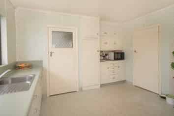 Manawatu / Whanganui - Address withheld