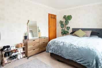 Manawatu / Whanganui - Address withheld
