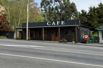Cosy Cafe on Main Highway  