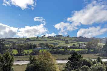 2 Turanga Road, Whitford