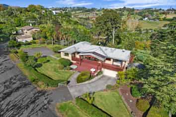 2 Turanga Road, Whitford