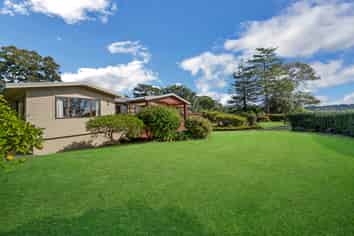 2 Turanga Road, Whitford