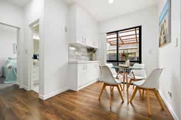 6 Tims Crescent, Flat Bush