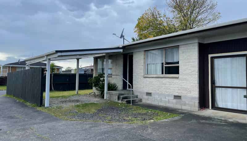 1/30 Blacklock Avenue, Henderson