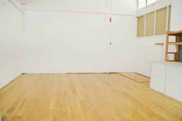 FLEXIBLE CITY FRINGE SPACE
