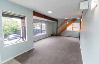 4/199 Grant Road, Thorndon