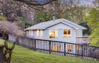 52 Katherine Mansfield Drive, Whitemans Valley