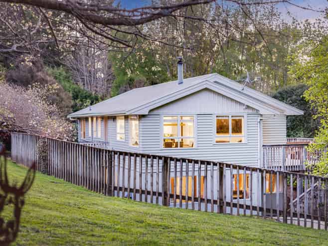 52 Katherine Mansfield Drive, Whitemans Valley