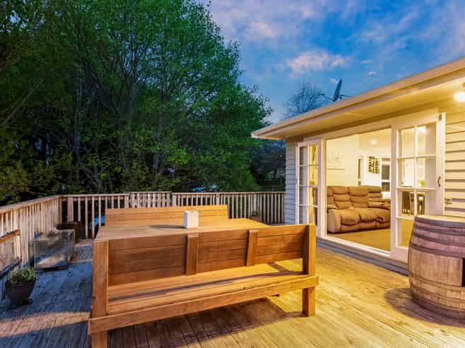 52 Katherine Mansfield Drive, Whitemans Valley