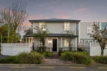 2/285 Selwyn Street, Spreydon