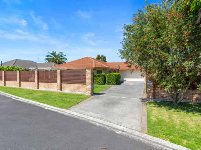 10 Aldermen Avenue, Papamoa