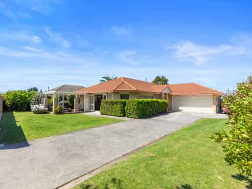 10 Aldermen Avenue, Papamoa