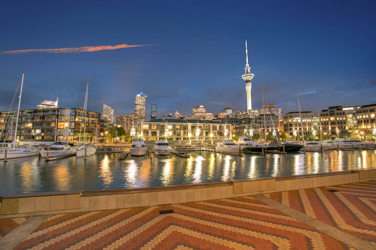 Unrivalled Waterfront Living - Vista 6
