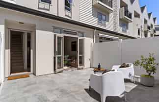 7/2 Upper Queen Street, Newton