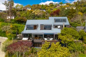 2 The Cliffs Britannia Heights, Britannia Heights