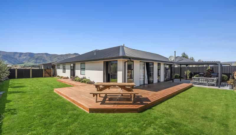 18 Swan Street, Lake Hawea