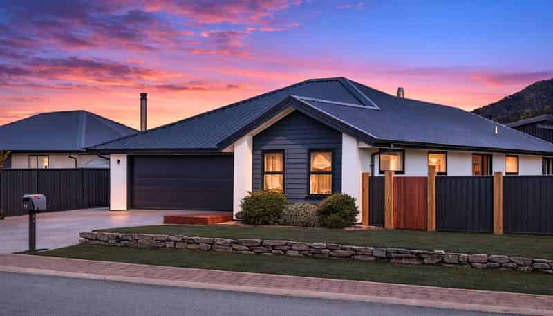 18 Swan Street, Lake Hawea