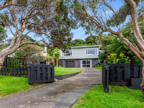 22 Rawhiti Road, Pukerua Bay