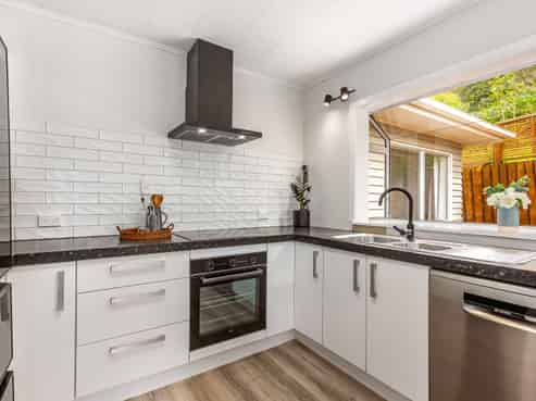 22 Rawhiti Road, Pukerua Bay